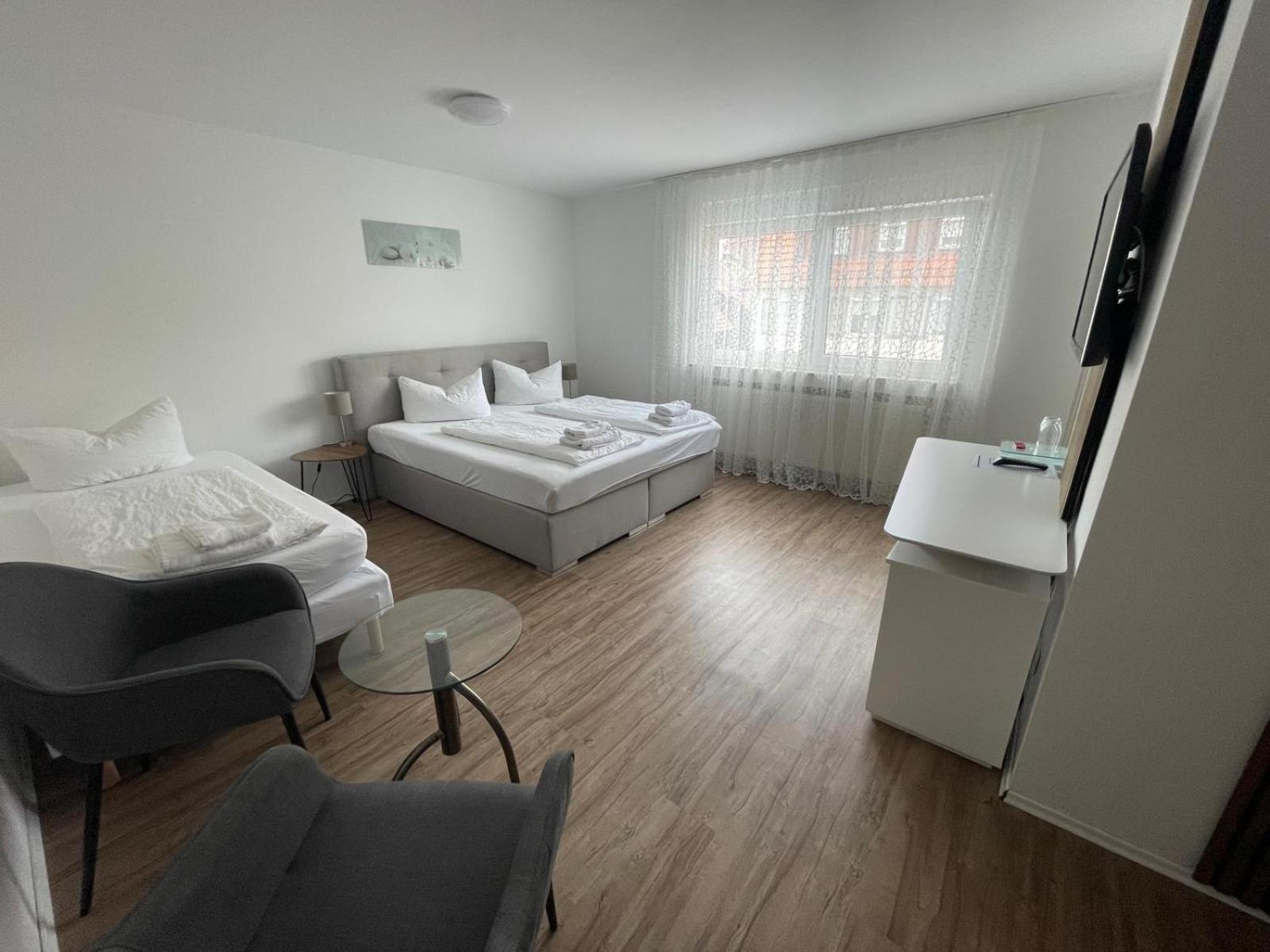 Hotel Loewen Kusterdingen Extérieur photo